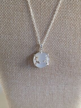 Vintage Avon "NRT" Floral Fantasy Moonglow Necklace